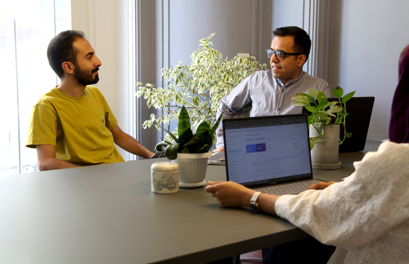 تصویر تبلیغاتی پلتفرم حمایت از کسب‌وکارهای نوپا